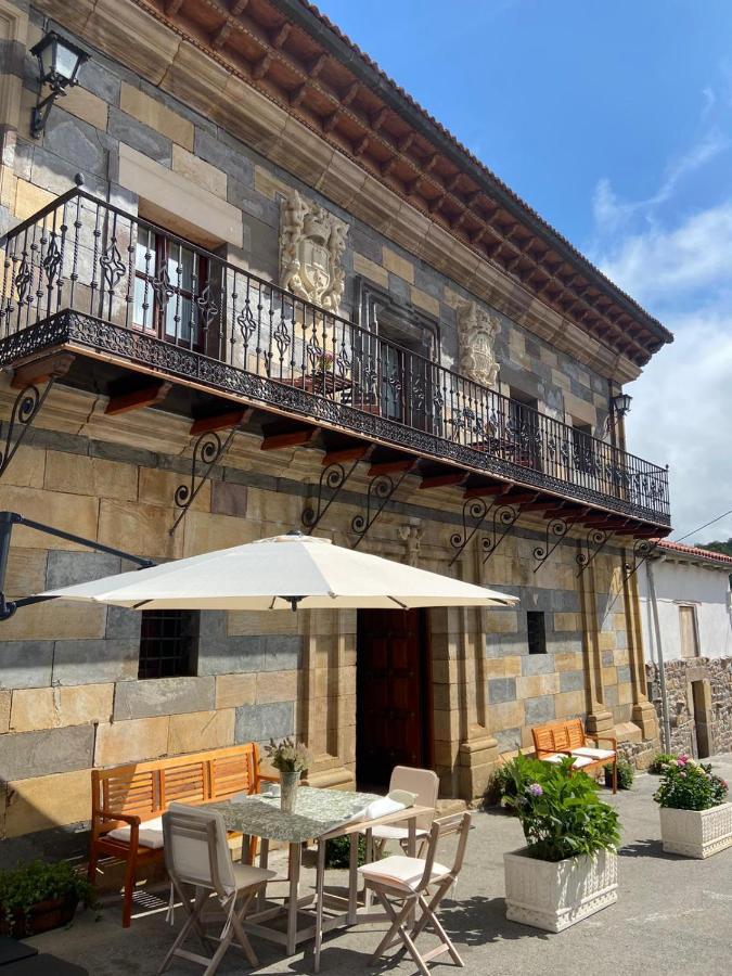 La Casona de Lombraña, en Polaciones  Exterior foto